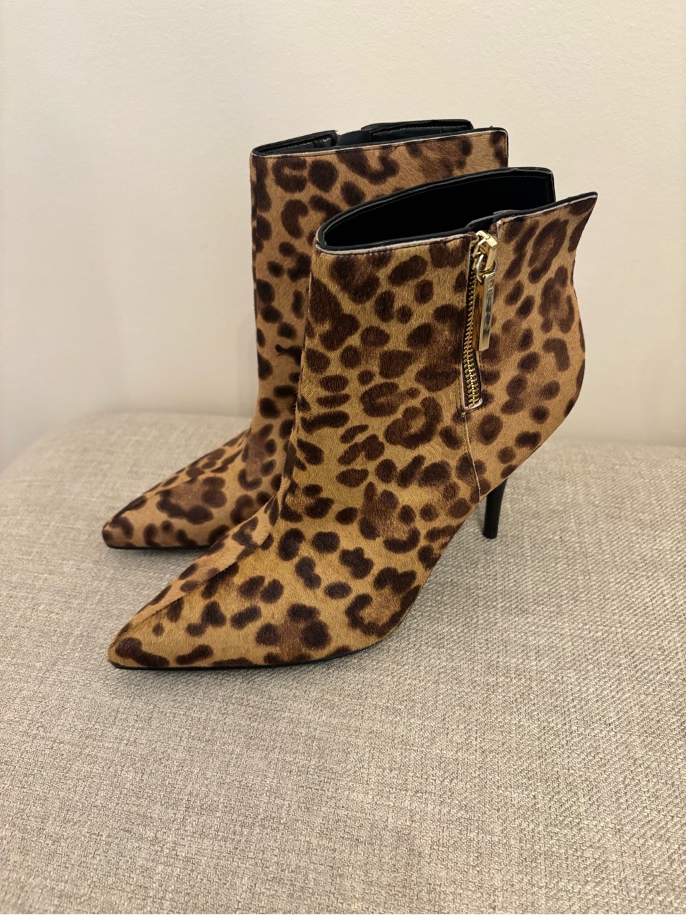 Marc Fisher LTD "Mlfaye" Leopard Print Calf Hair Booties Women’s 8-1/2 M